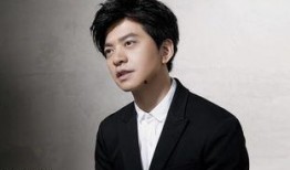 李健爆料趣事视频大全,趣味视频大盘点，笑料连连背后的温馨故事