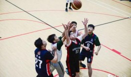 女网红打篮球吃瓜,趣味横生引网友热议