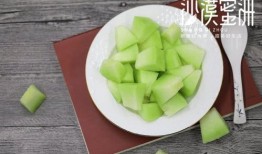 吃网红甜甜蜜瓜,甜蜜滋味，瓜界新宠